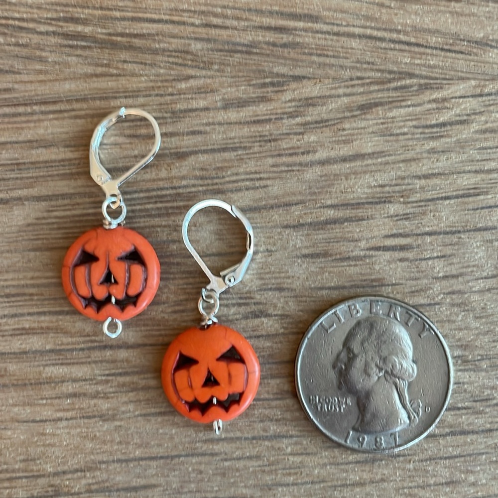 HAND CRAFTED JACK O’LANTERN EARRINGS Orange Silver - Picture 6 of 10